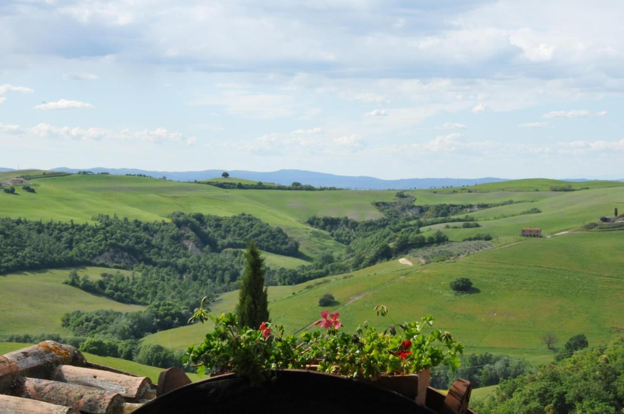 Agriturismo Monsole - Montalcino Apartment Exterior photo